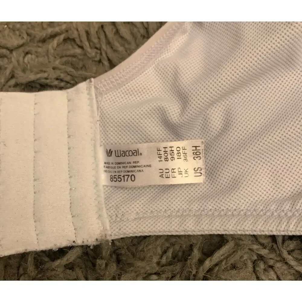 Women’s Wacoal Fitness Sports Bra Underwire 36H * see 2nd picture for defect